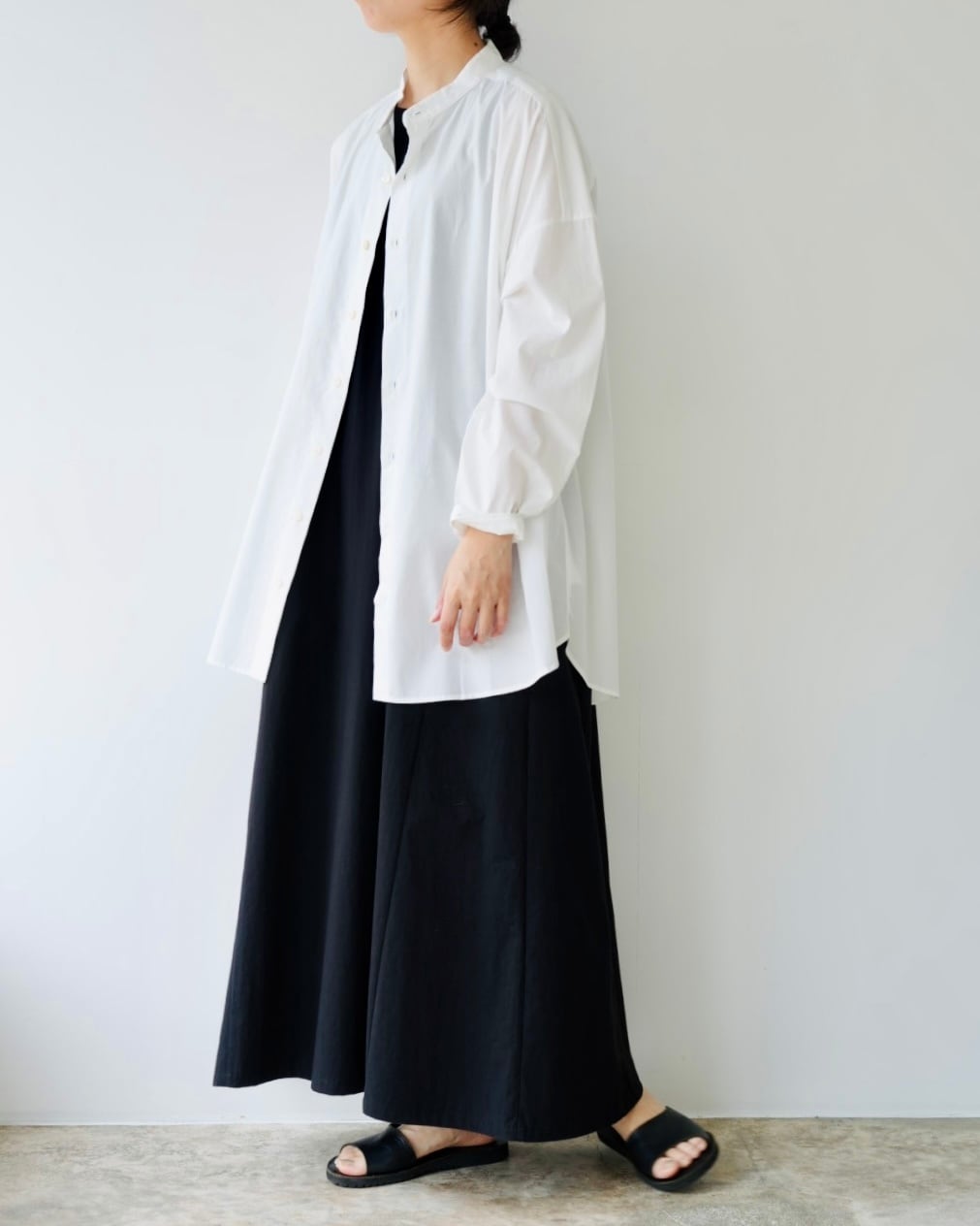 Yoli シンプルスリーブレスワンピース | Vie