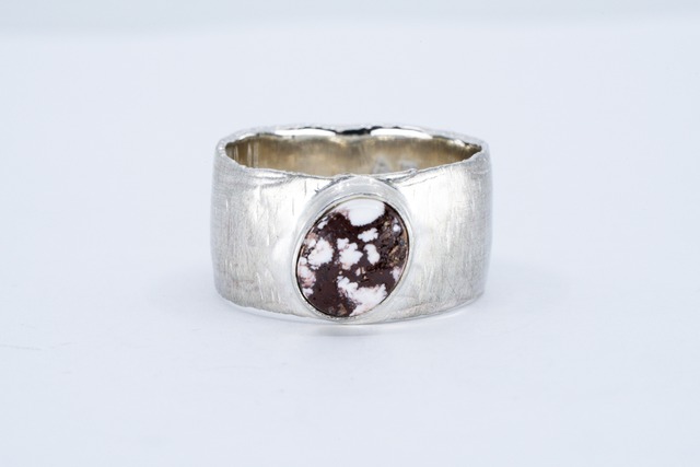 R-110 Bark Ring(L) wild horse