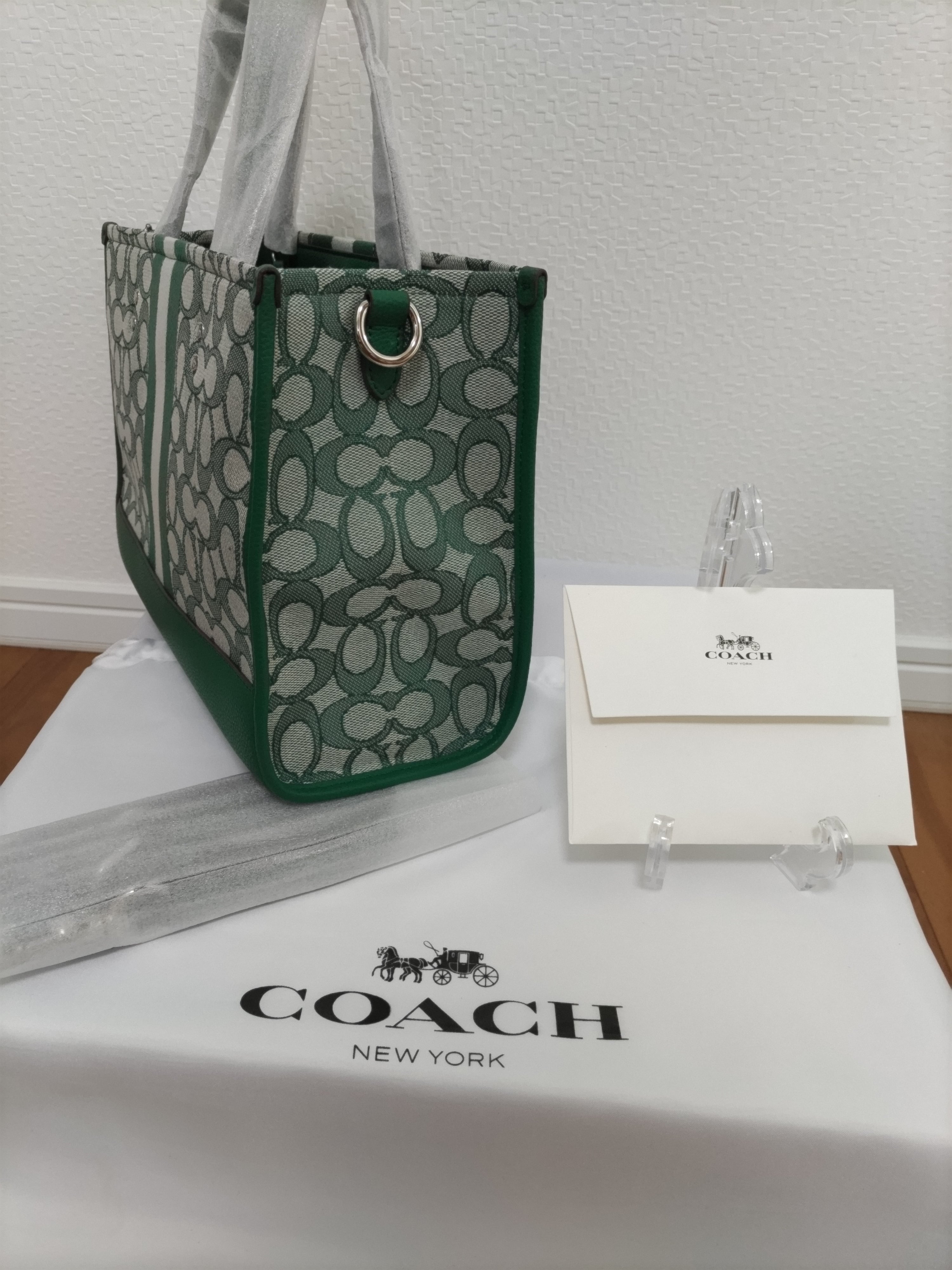 【新品/未使用品】COACH デンプシー キャリーオール トート C8448