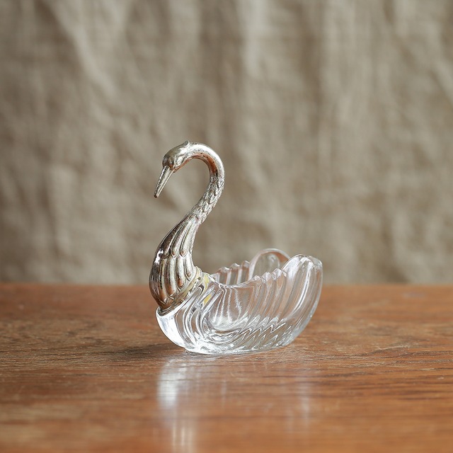 可憐な白鳥の小物入れ 9