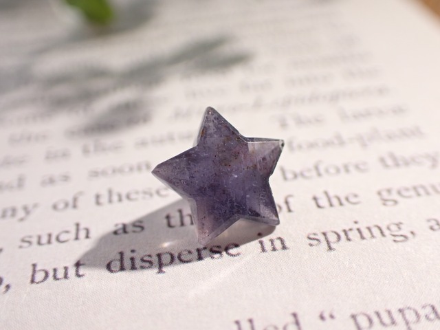 アイオライトサンストーン  1.65ct　[C13‐726]