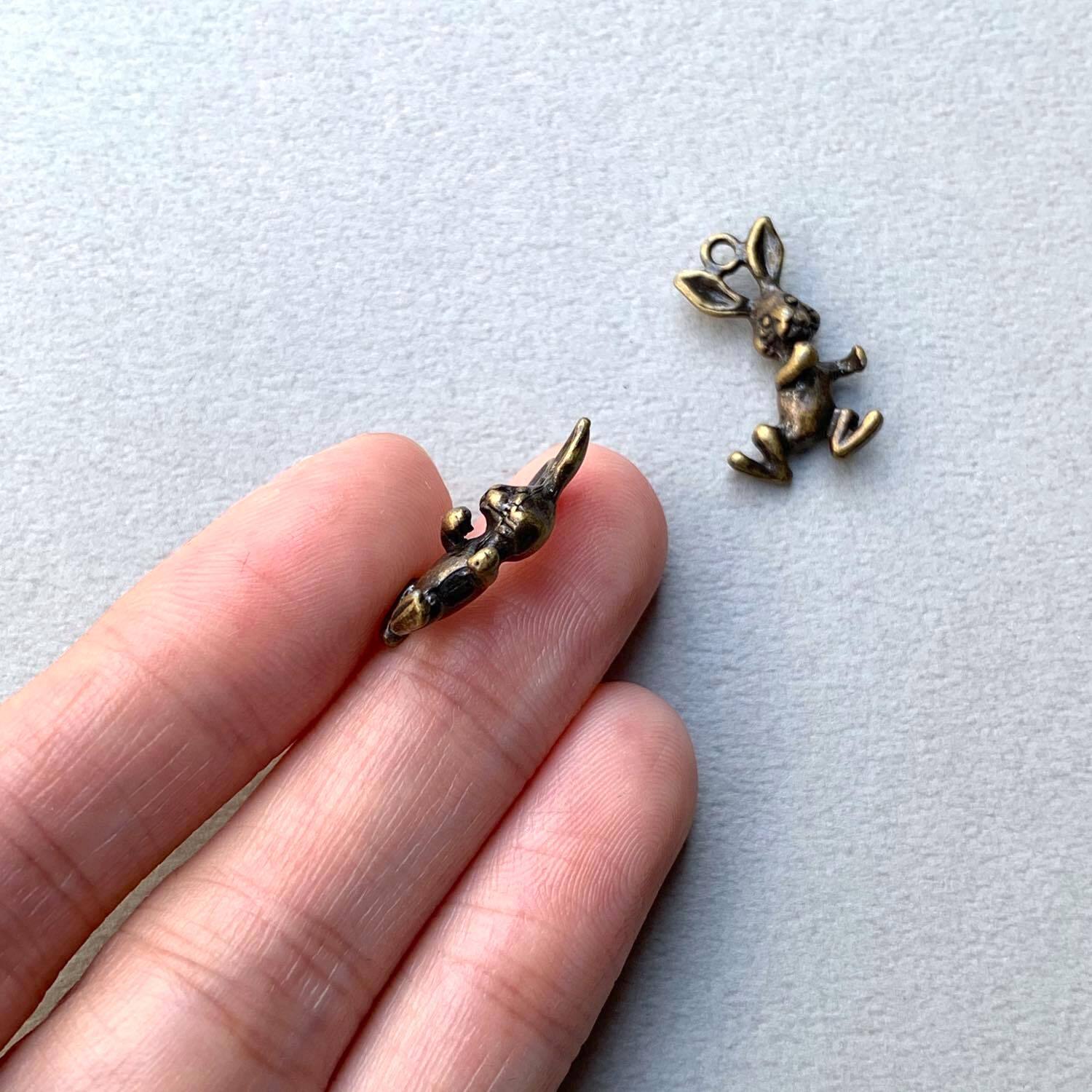 アンティーク調うさぎのマスクチャーム兼ファスナーチャーム2個セット❤