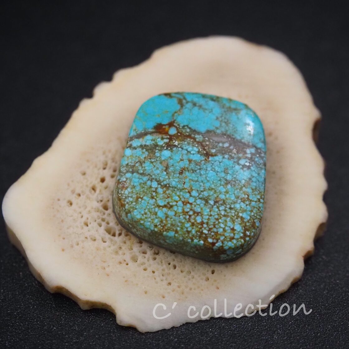 10,6ct No8 Turquoise ナンバーエイトターコイズ NO8-17 ルース 天然石 