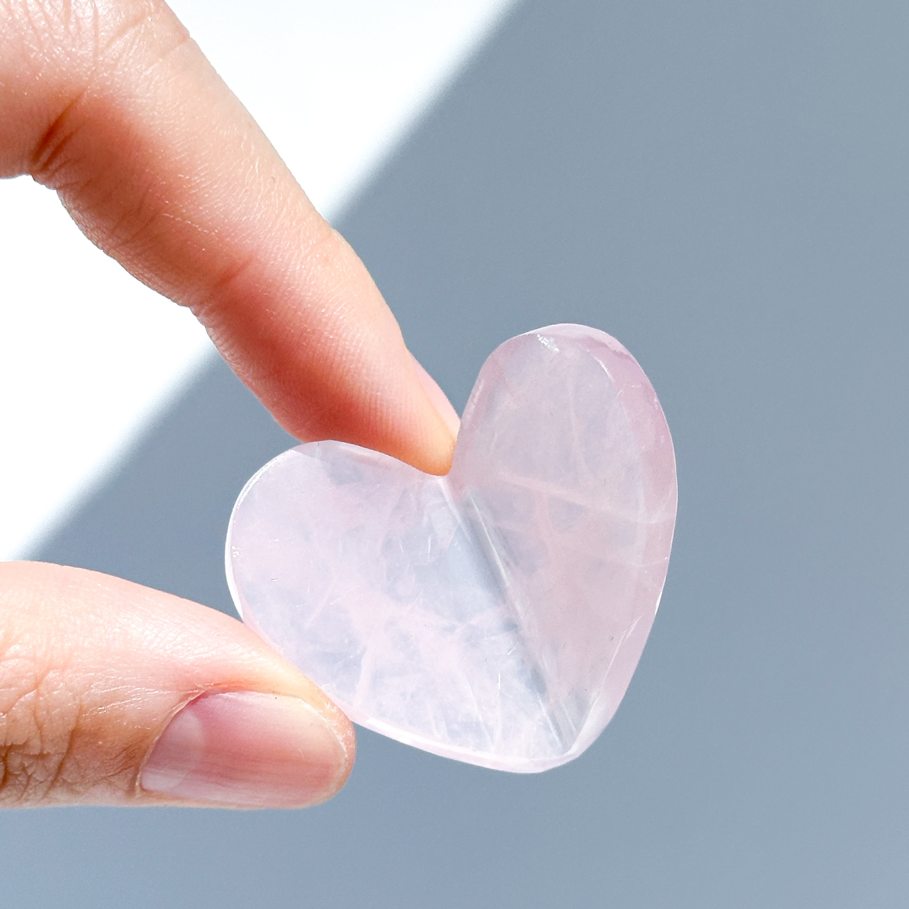 ローズクォーツ 3Dハート 04♡Rose Quartz heart ♡天然石・鉱物