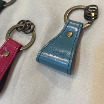 B.stuff レザーキーホルダー