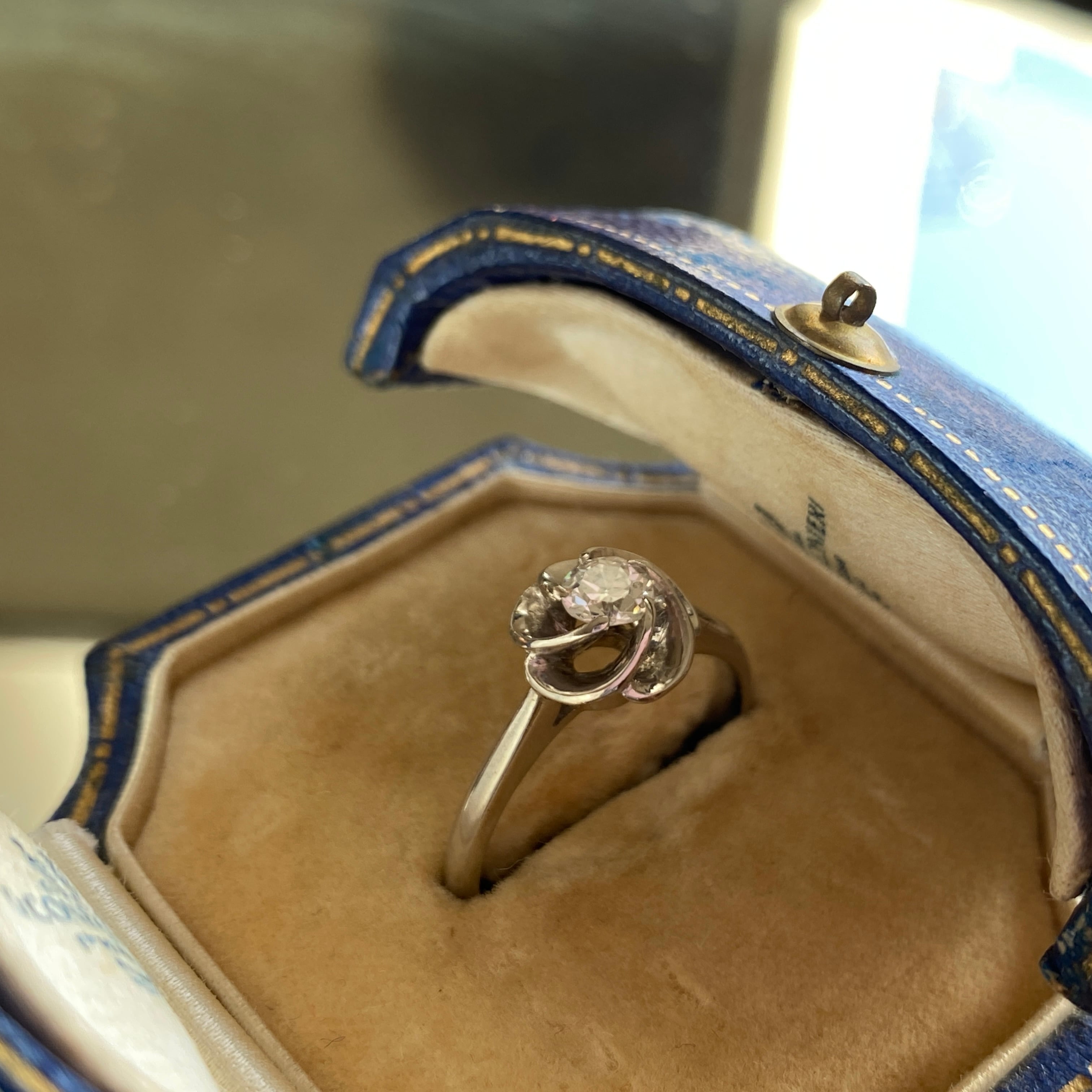 ヴィンテージ プラチナ捻り梅ダイヤモンドリング | bonbidou22