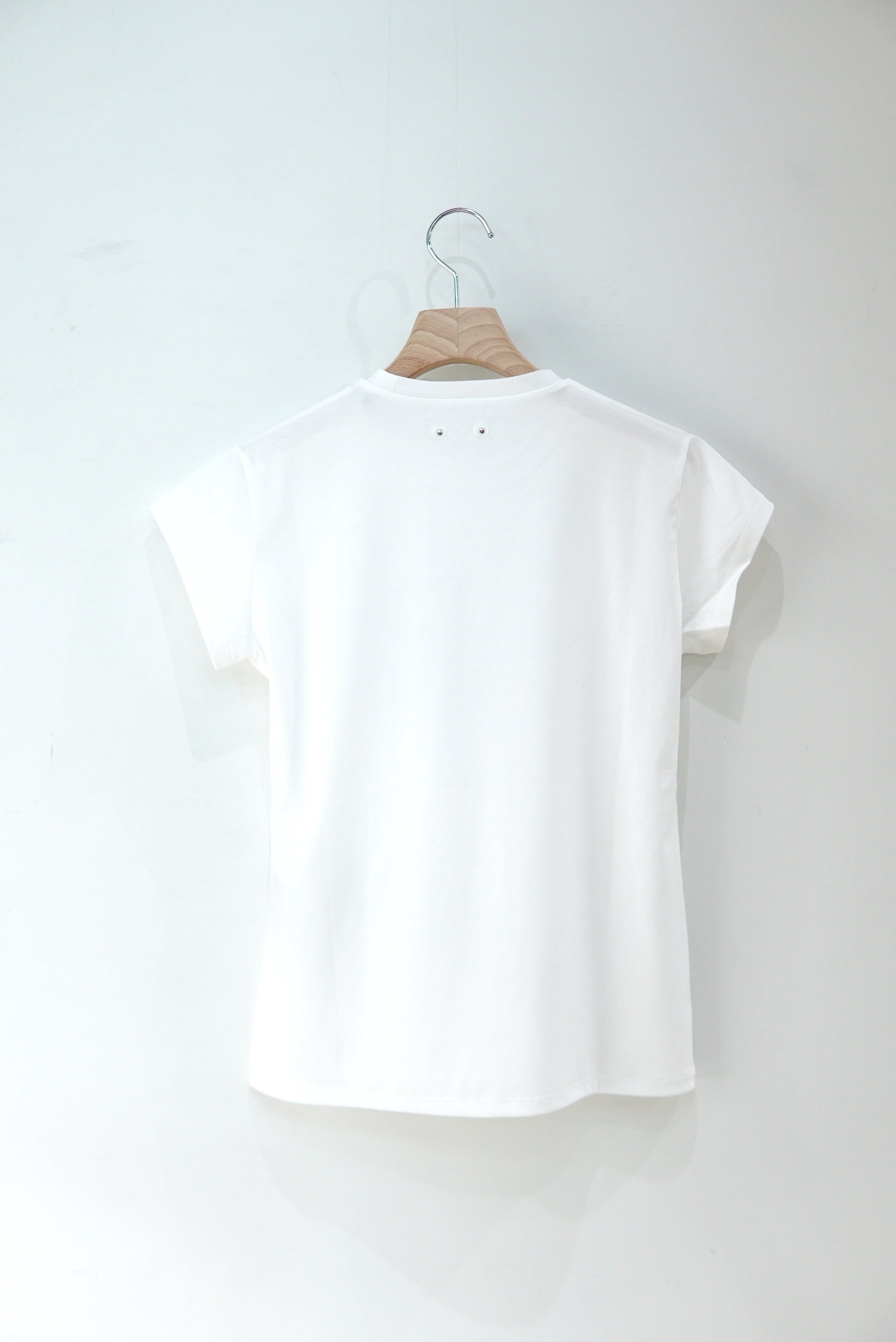 cobble du / Fitted T-shirts | POETRY