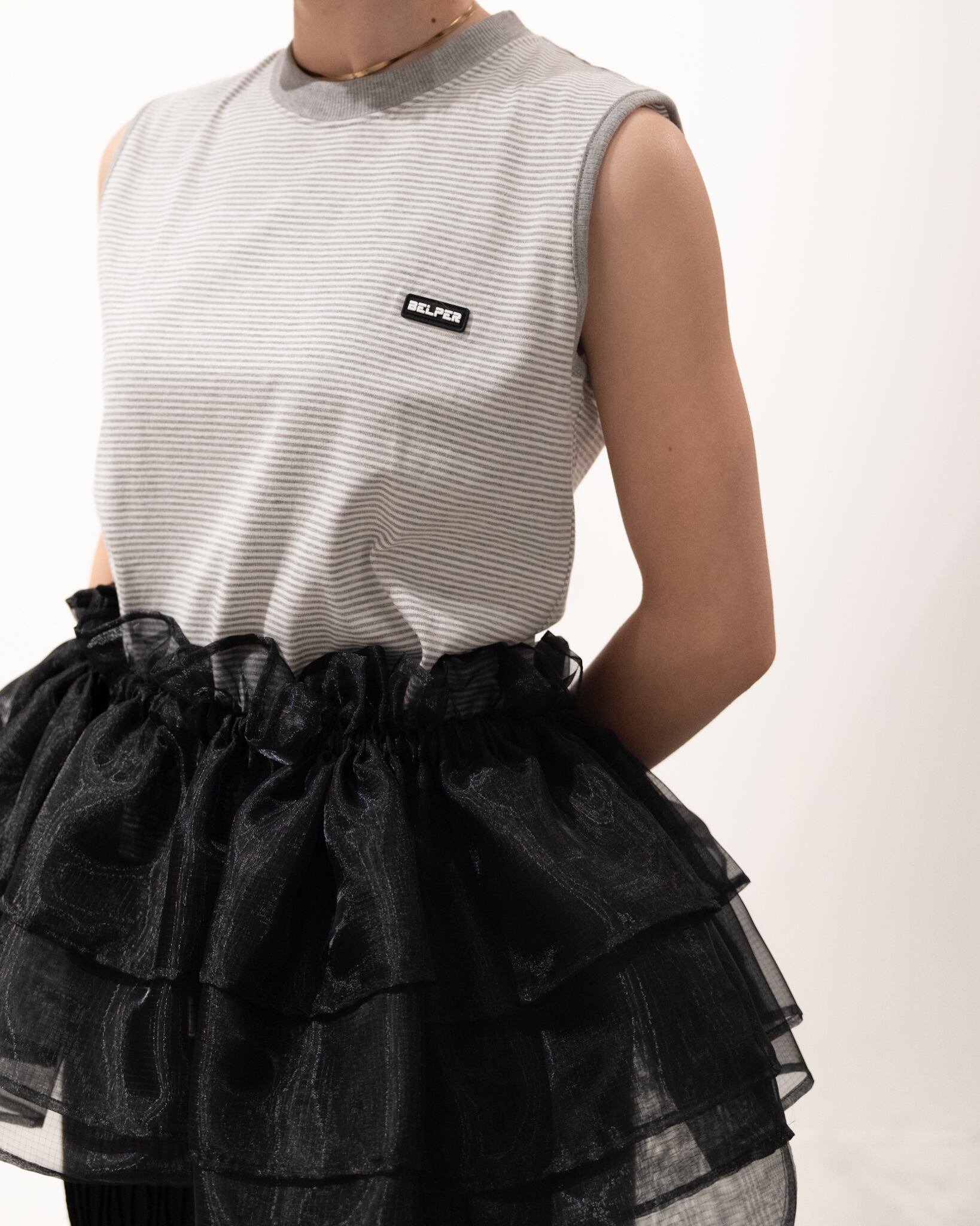 【BELPER】SLEEVELESS STRIPES TOP / GRAY