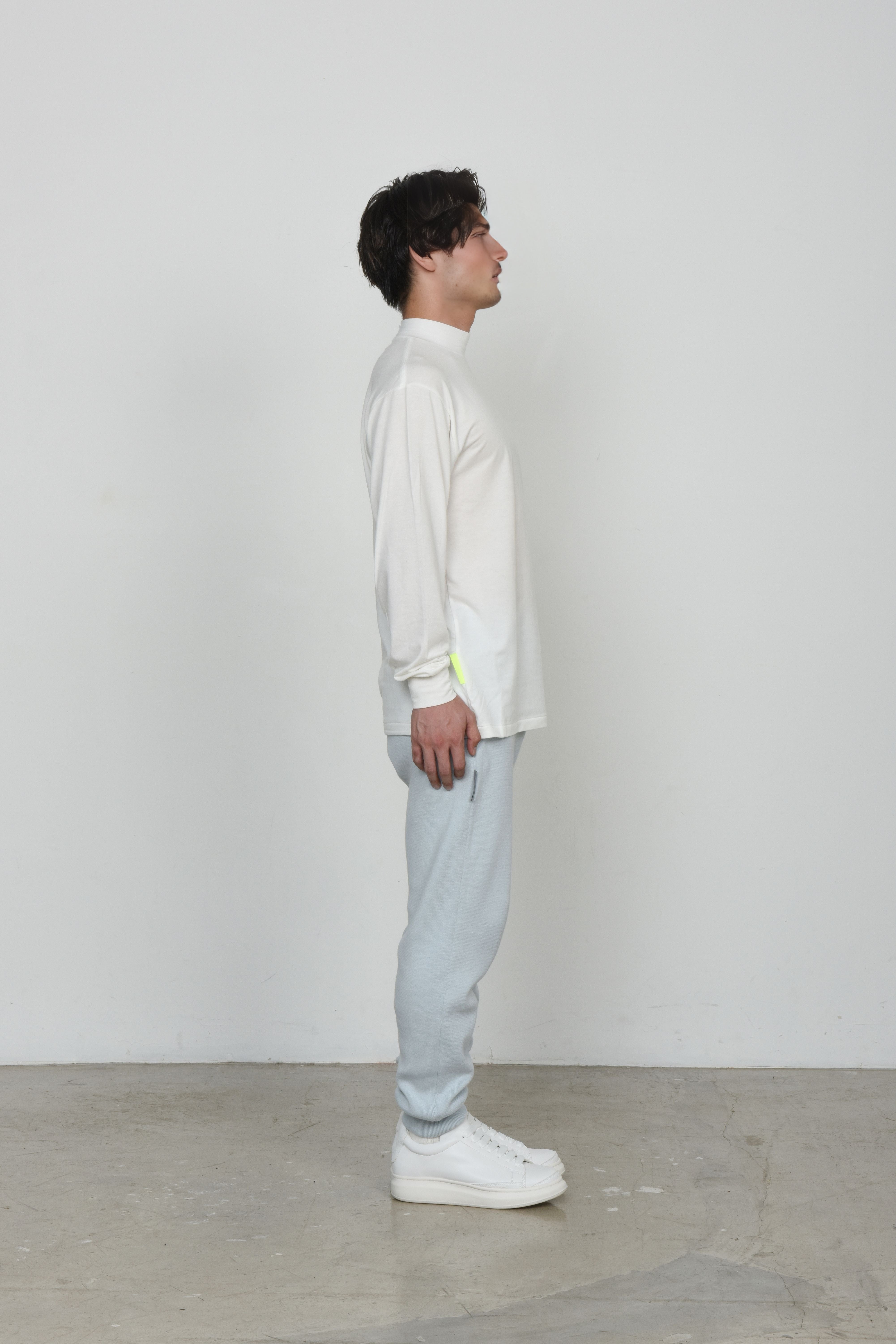 MOCK NECK WHITE | lolo