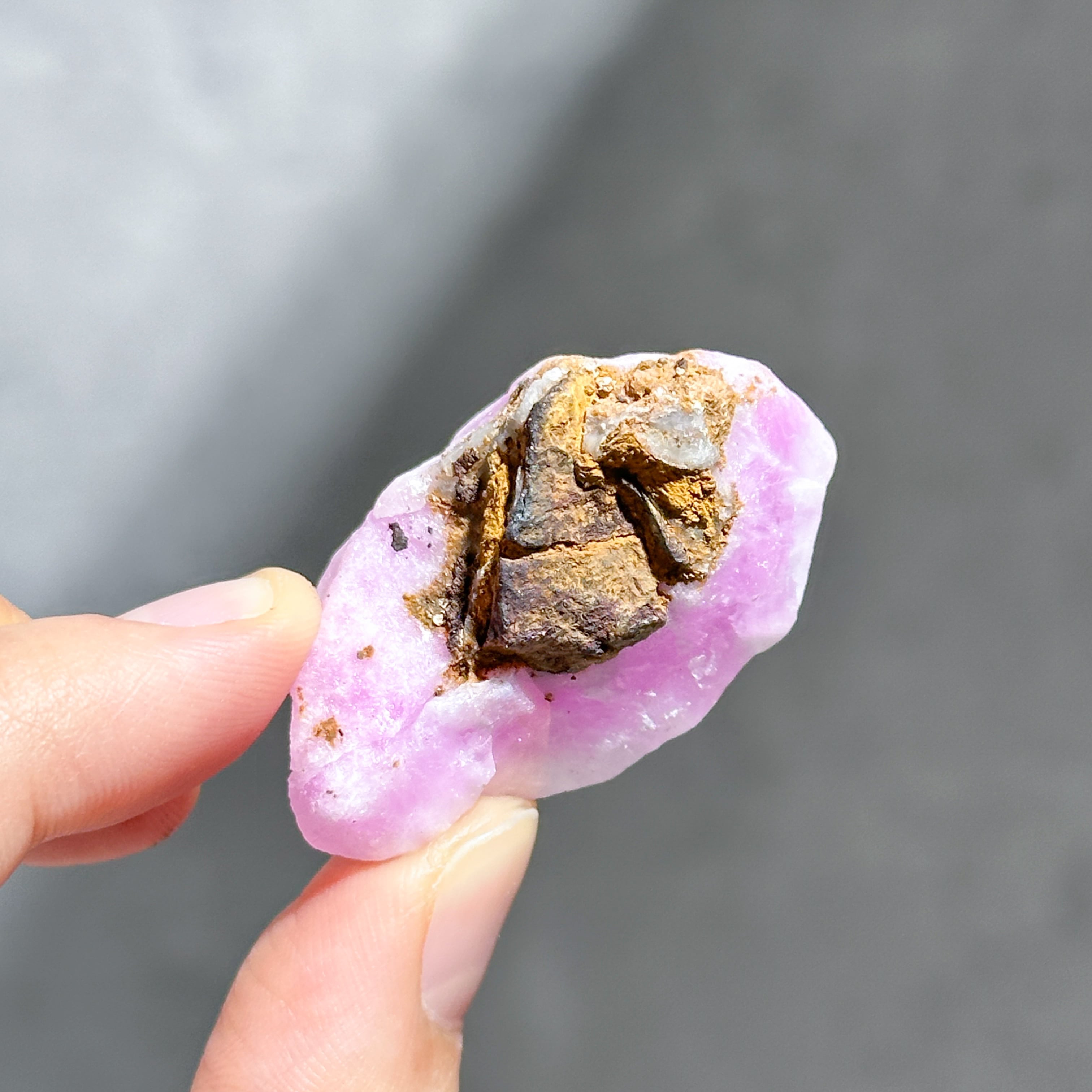 ピンクアラゴナイト 原石 11◇Pink Aragonite◇天然石・鉱物