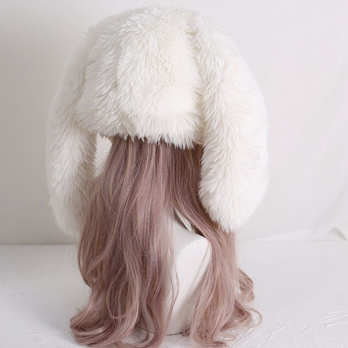 ホワイトボリュームファーの垂れ耳うさぎ帽子 | Maiden's Rêve
