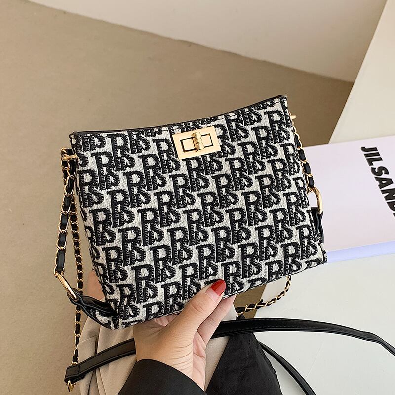 秋冬スモールバッグレディースバッグ2020新しいトレンディなチェーンショルダーメッセンジャーバッグインネットレッドファッションバケットバッグ Tiancai_Wing_Bag9530151165