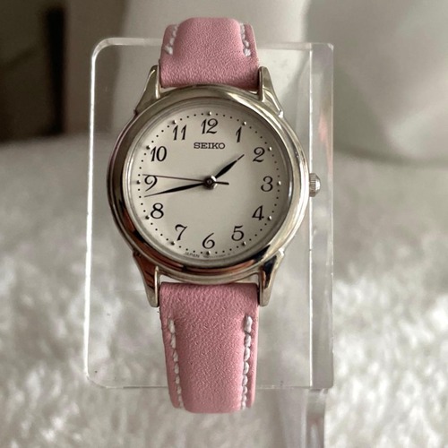 SEIKO ピンクベルト腕時計　#1067