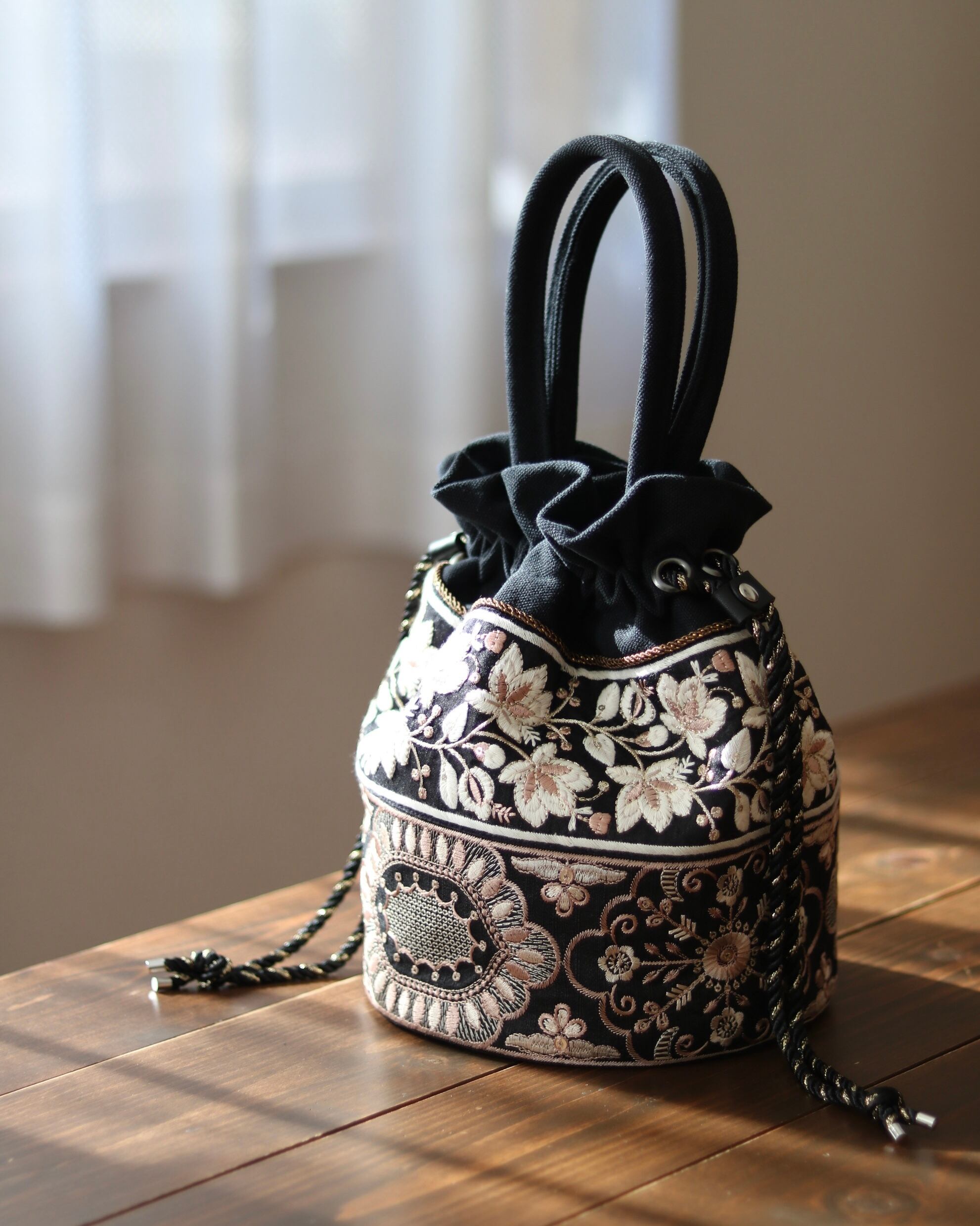 Orner Draw BAG/Classical noir (クラシカルノワール)