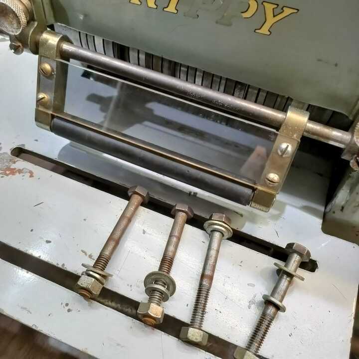 中古】NIPPY細革裁断機（スリッター）※全国配送対応可能 | and leather