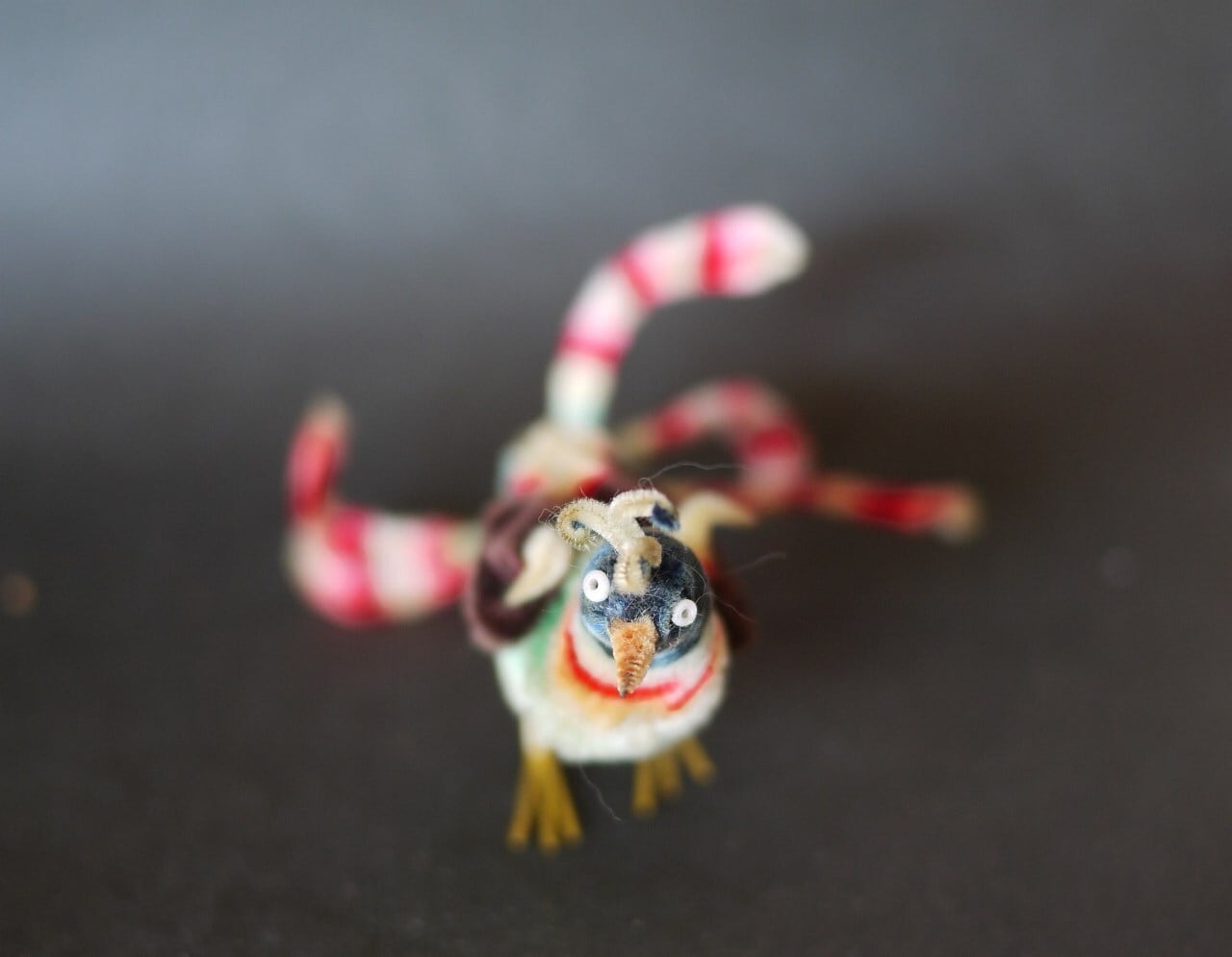 極彩色、ガラス工芸品 、鳥の置物※ ガラス細工 レトロ ヴィンテージ