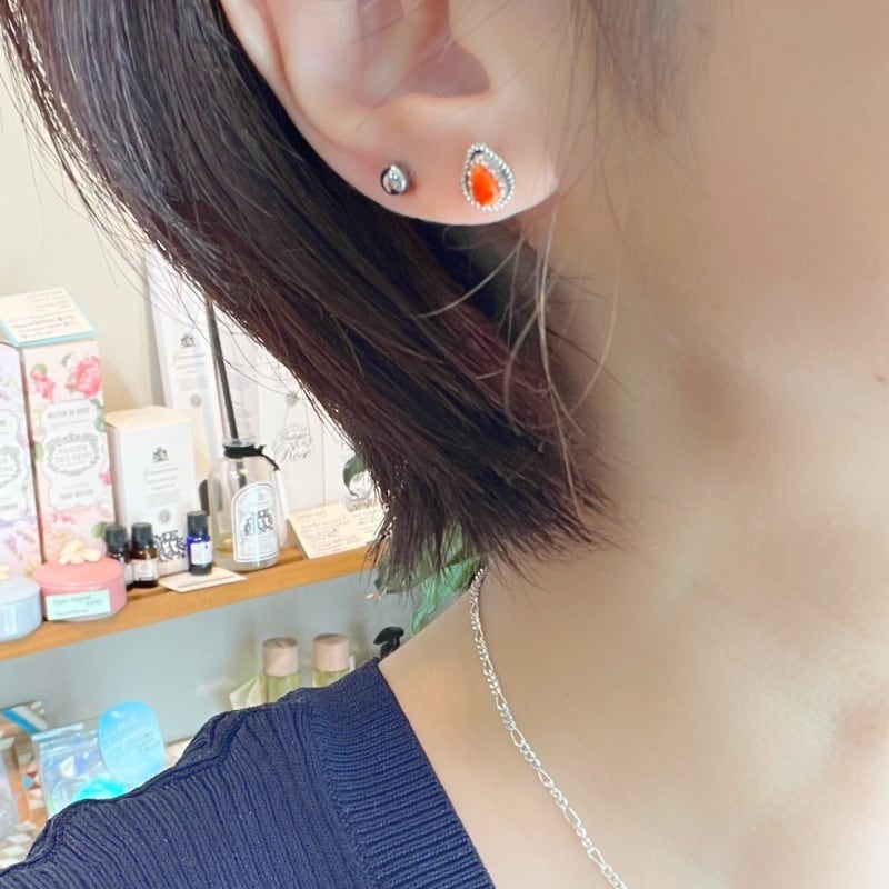 Indian Jewelry 》スパイニー オイスター プチドロップ スタッドピアス