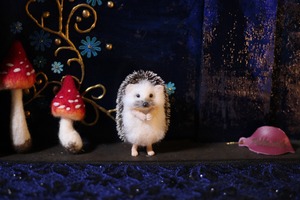 みまもりハリネズミさん Watching Hedgehog