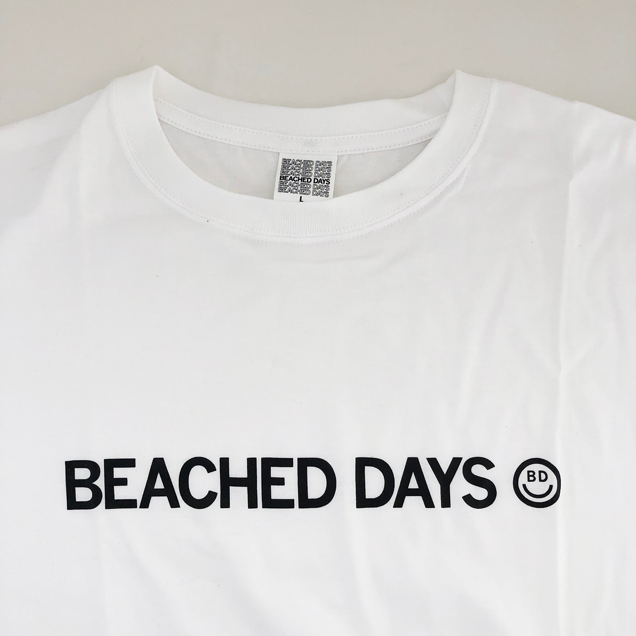 BEACHED DAYS ビーチドデイズ / TEE