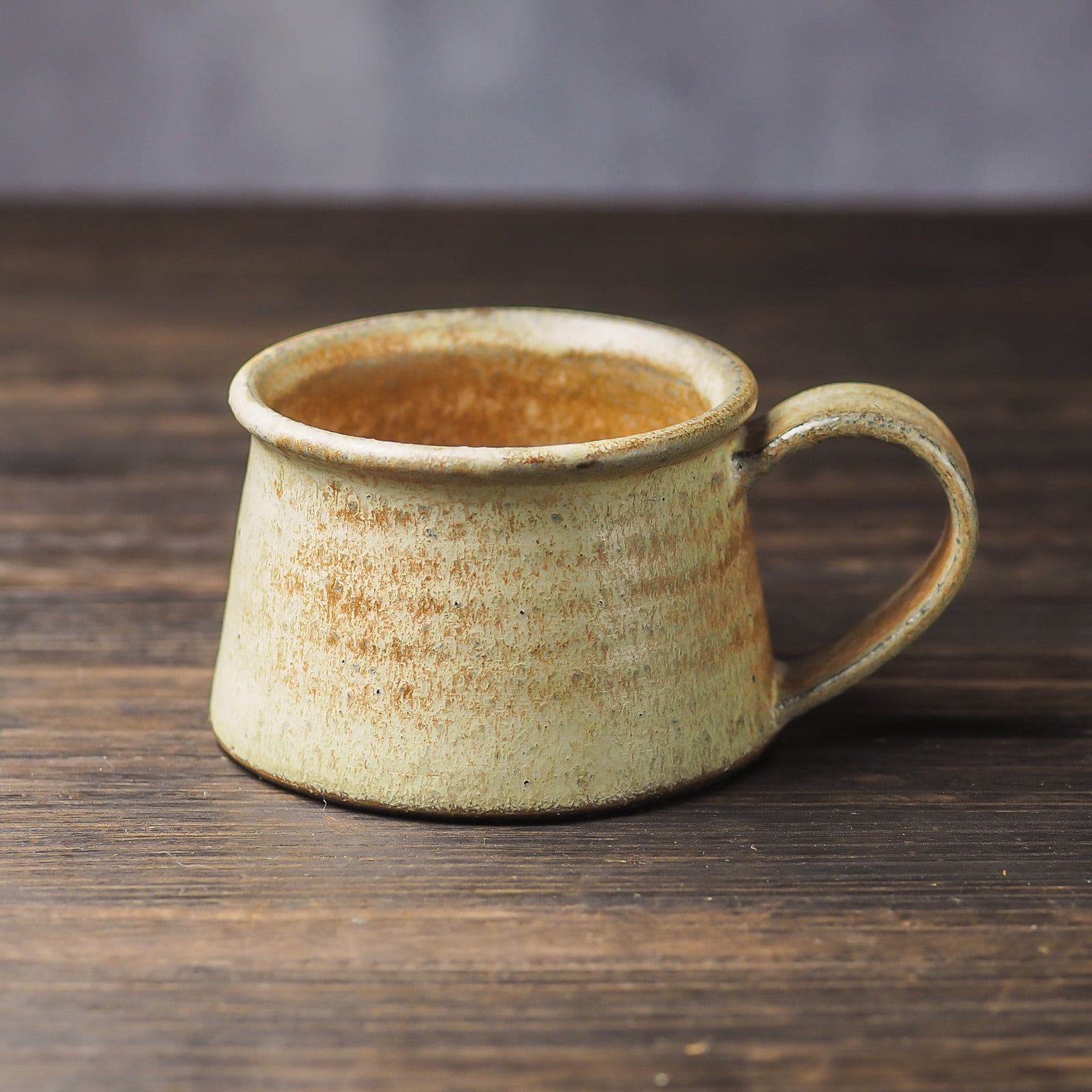 オレンジベージュ 台形カップ／安藤美和