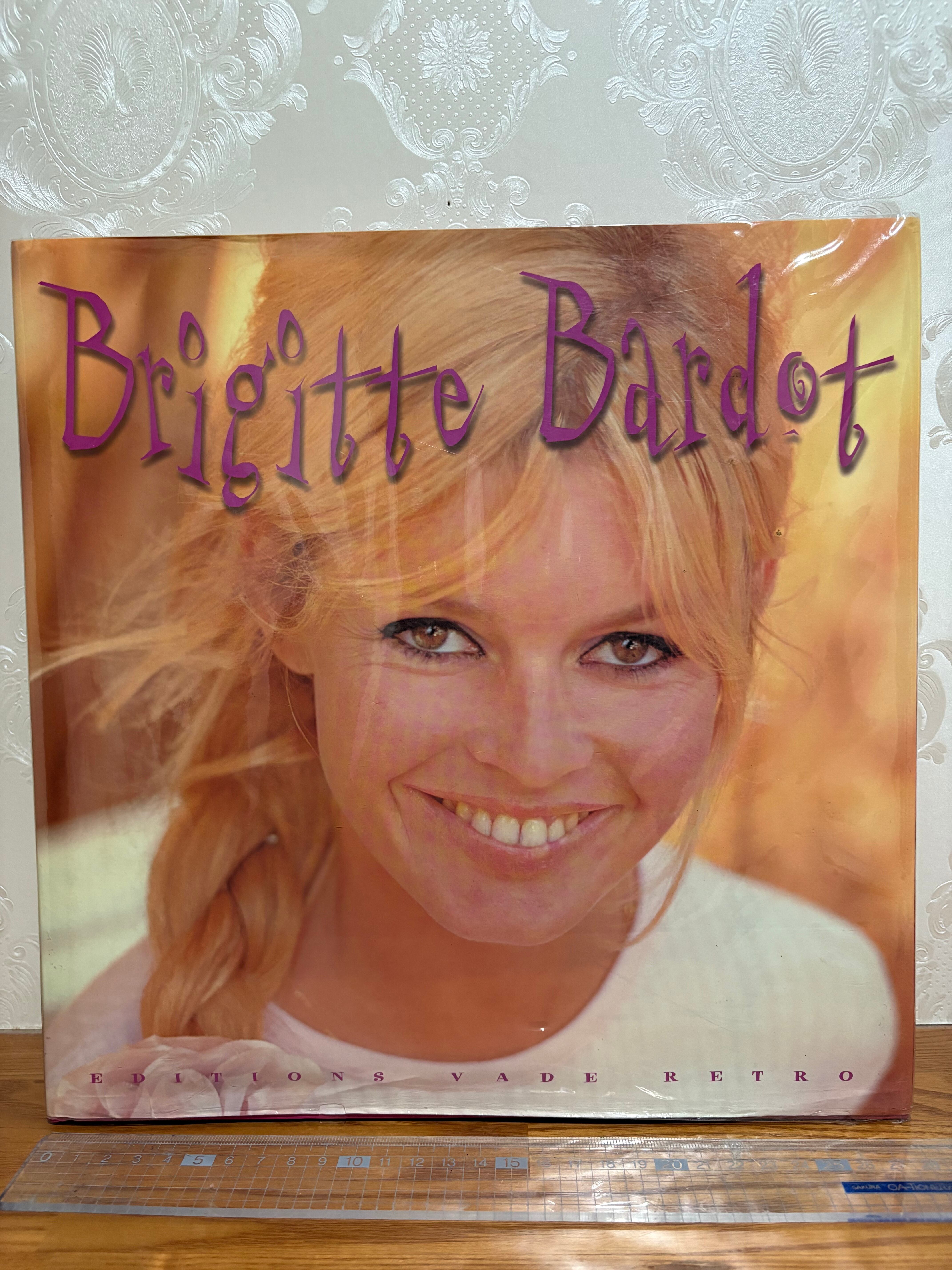 Brigitte Bardot ブリジットバルドー EDITIONS VADE RETRO | zbooks
