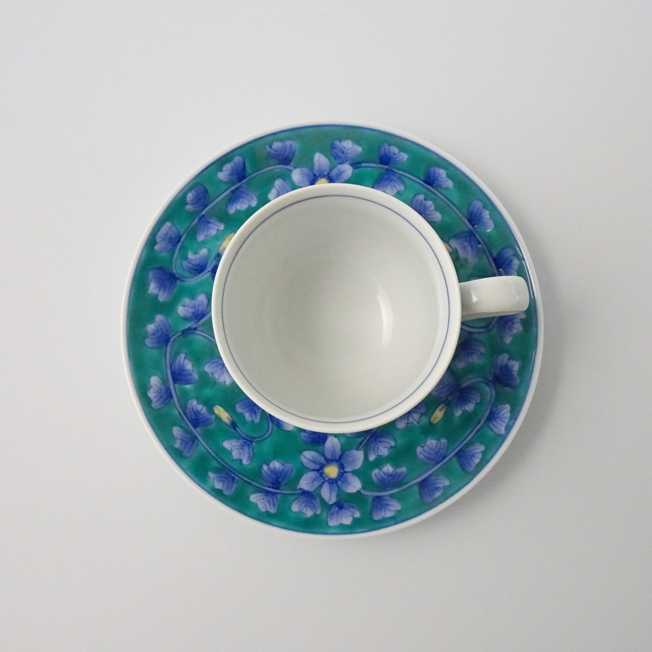 伊万里鍋島焼 畑萬陶苑 グリーン唐草 コーヒーカップ＆ソーサー（化粧
