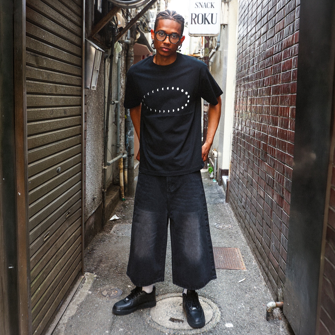 MOON PHASE PREMIUM COTTON BOX TEE