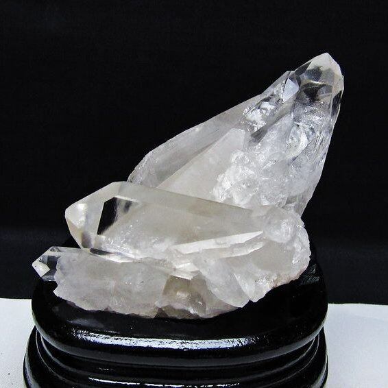 水晶 クラスター 虹入り マダガスカル産 台座付属 水晶 原石 一点物 182-9286
