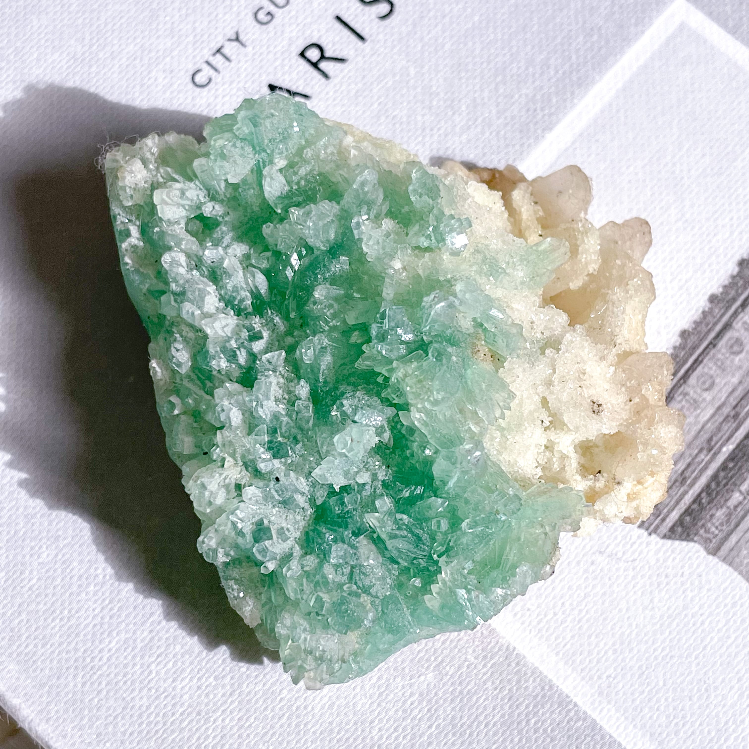 グリーンアポフィライト(40mmx60mm) グリーンアポフィライト 77g クラスター 原石 天然石