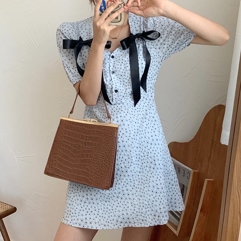ショート水玉ドレス サマーVネック半袖スリーブレースウェストスリムスカート リボン ハーフスリーブ 夏物 フラワーデザイン ビッグFスモールZ韓国32752913410
