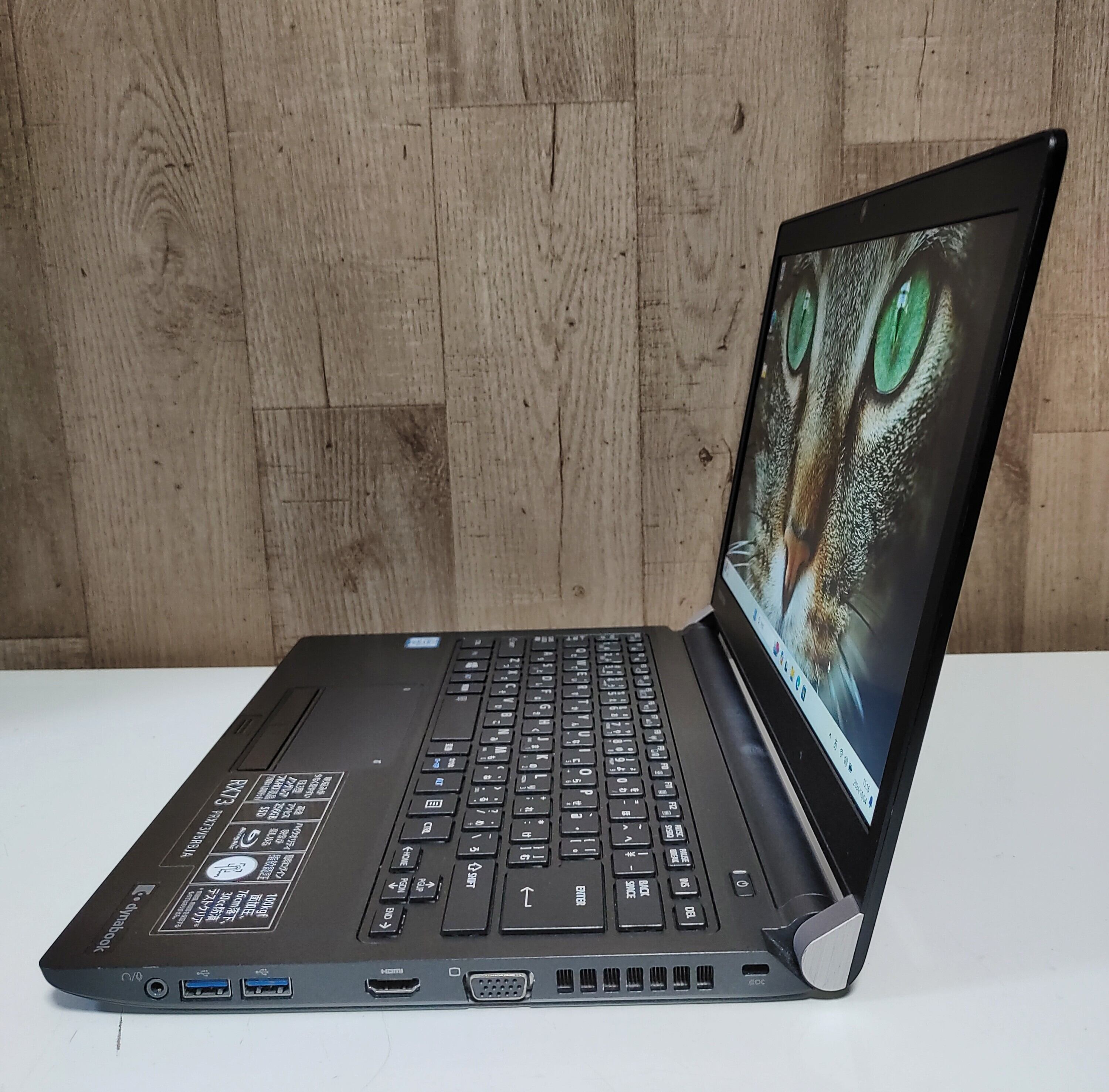 & TOSHIBA dynabook RX73/VBR メモリ16G i5