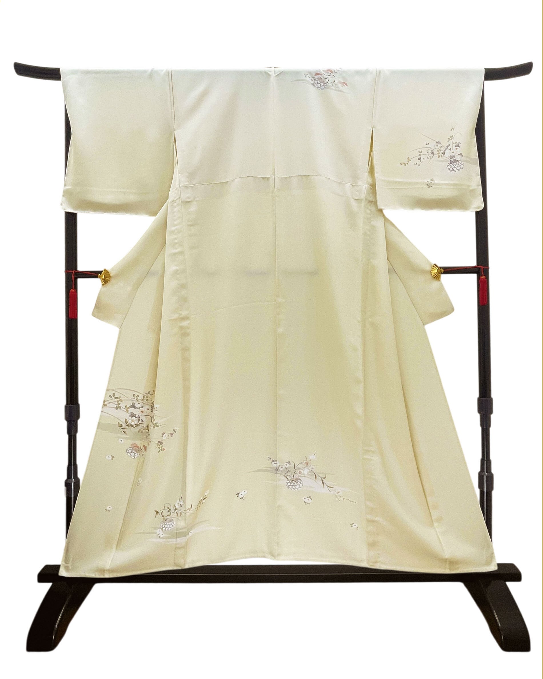 (単)付下げ 花籠文様(紋なし・しつけ付き) LUKKW-070(リユース品)