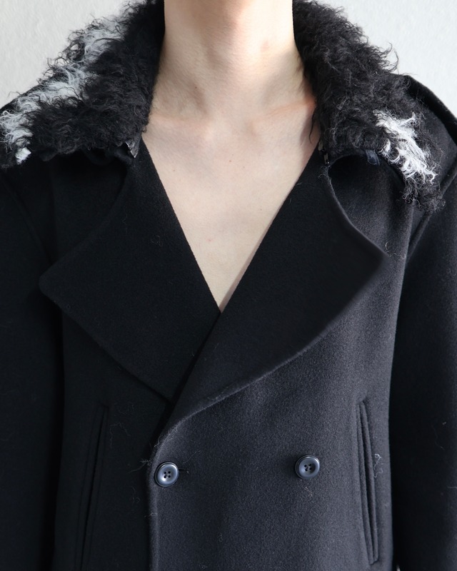 Oscar Ouyang AW25/Black yak cashmere double breasted pea coat