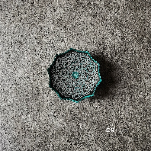 ペルシャの飾り皿（ミーナーカーリー）9ｃｍ　アクセサリートレイ【MINA KARI 08-033】