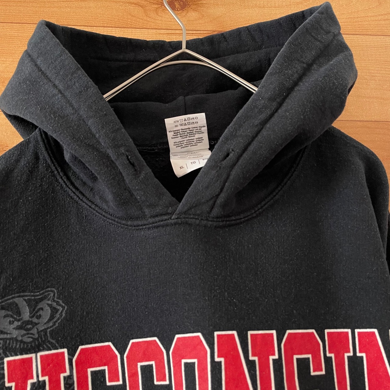 【GILDAN】フットボール カレッジ ウィスコンシン大学 プルオーバー パーカー XL アメリカ古着