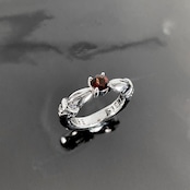 TWIN CLAW RING with GARNET / ツインクロウリング・ガーネット