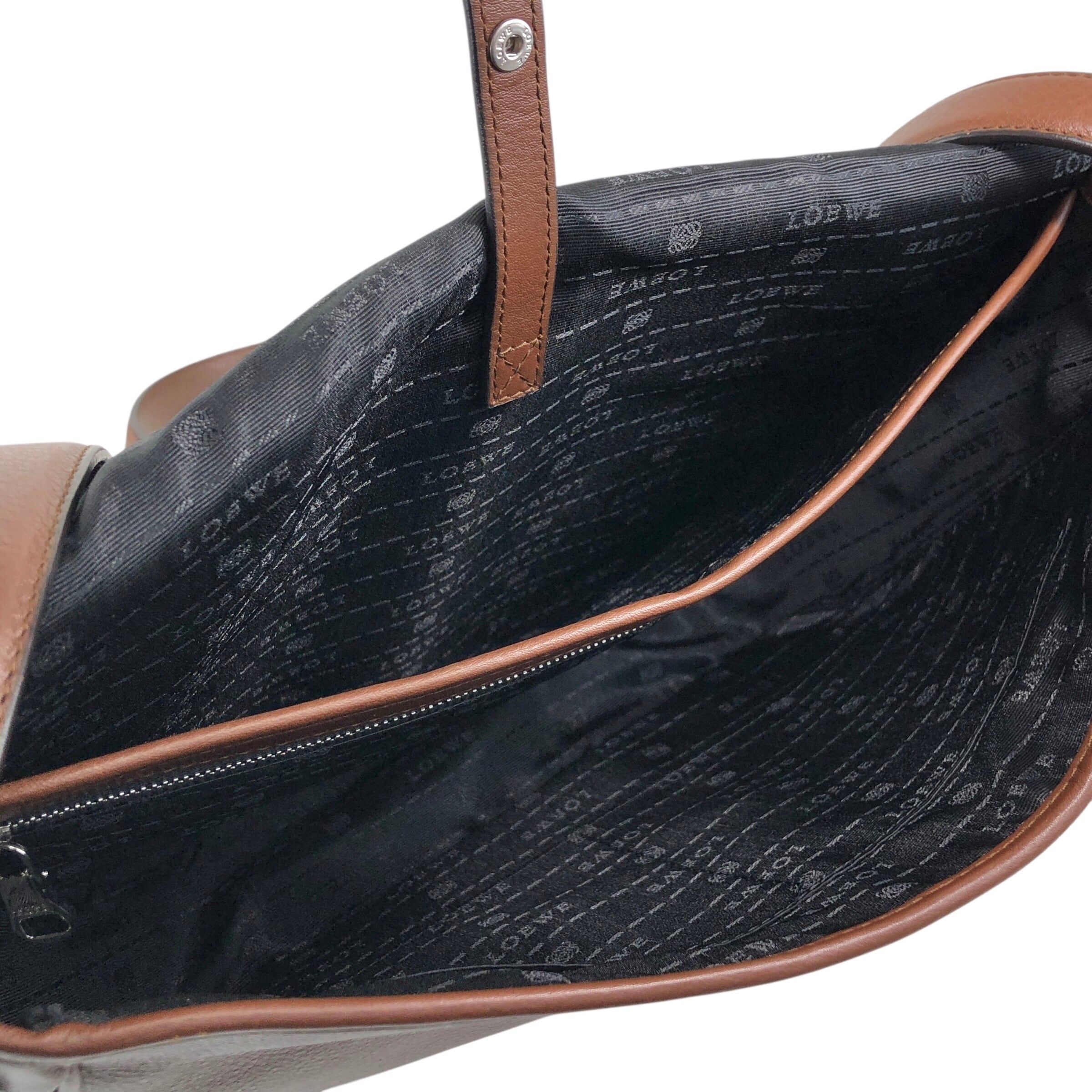 LOEWE ロエベ ヘリテージ ショルダーバッグ ブラウン ロゴ レザー