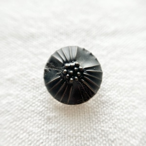 マットブラックフラワー 18㎜