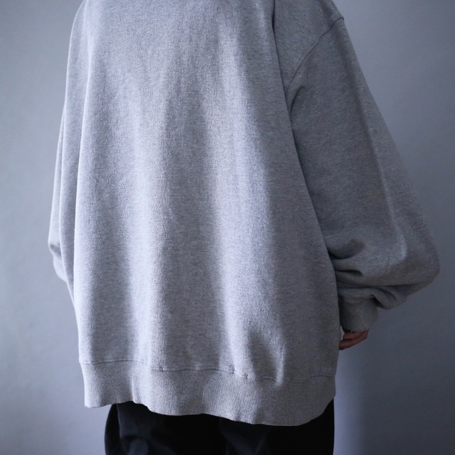 "Champion" light gray color over silhouette sweat parka