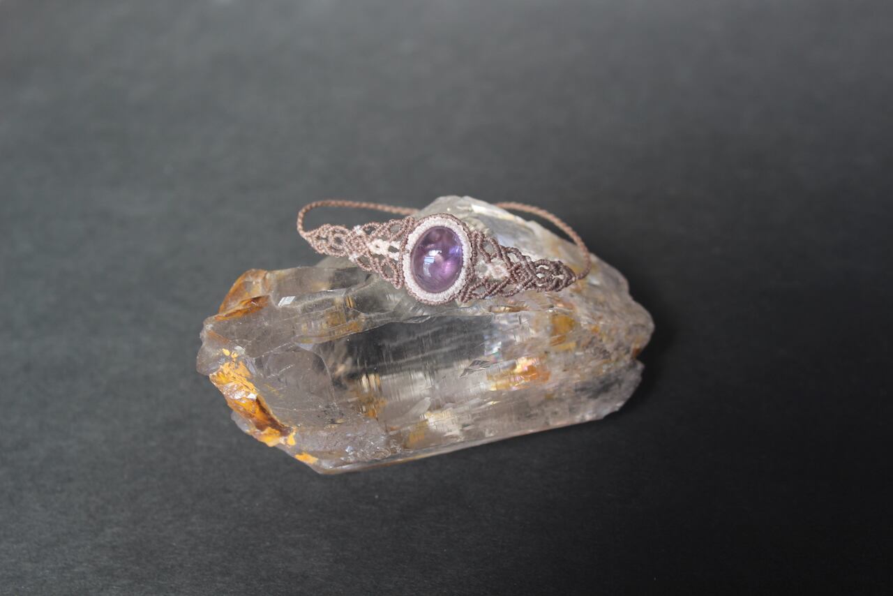 Amethyst micro macrame bracelet