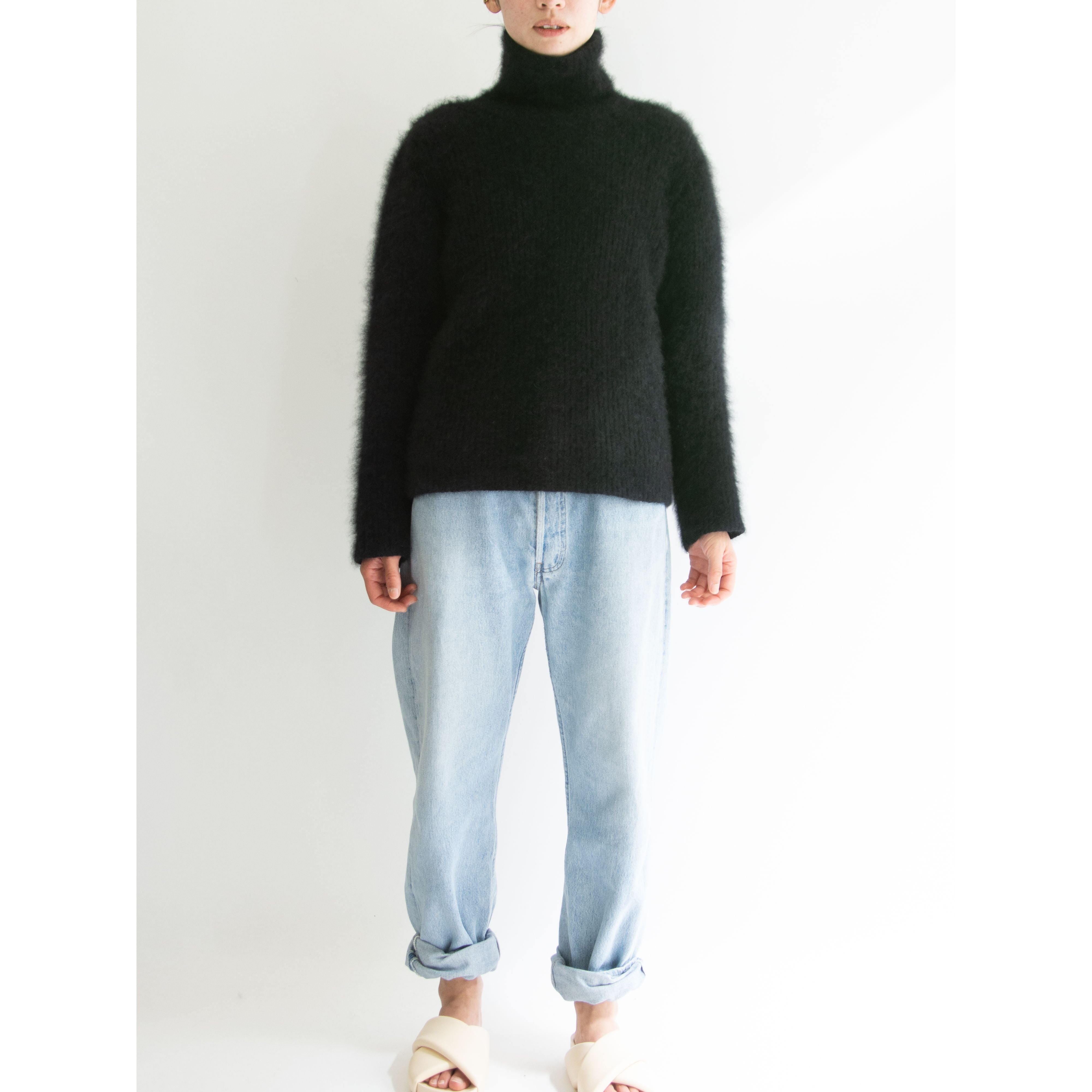 DKNY】Made in Hong Kong Angora-Nylon Shaggy Sweater DKNY】Made in Hong Kong Angora-Nylon Shaggy Sweater