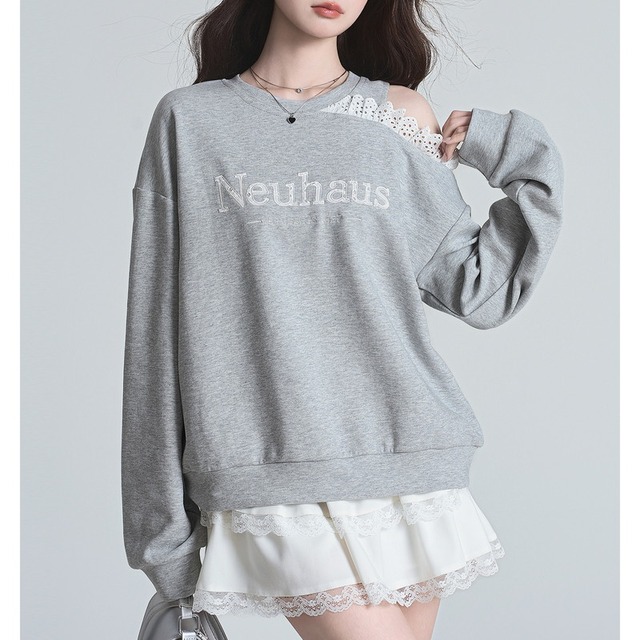 sweat open-shoulder lace letter pullover m1188