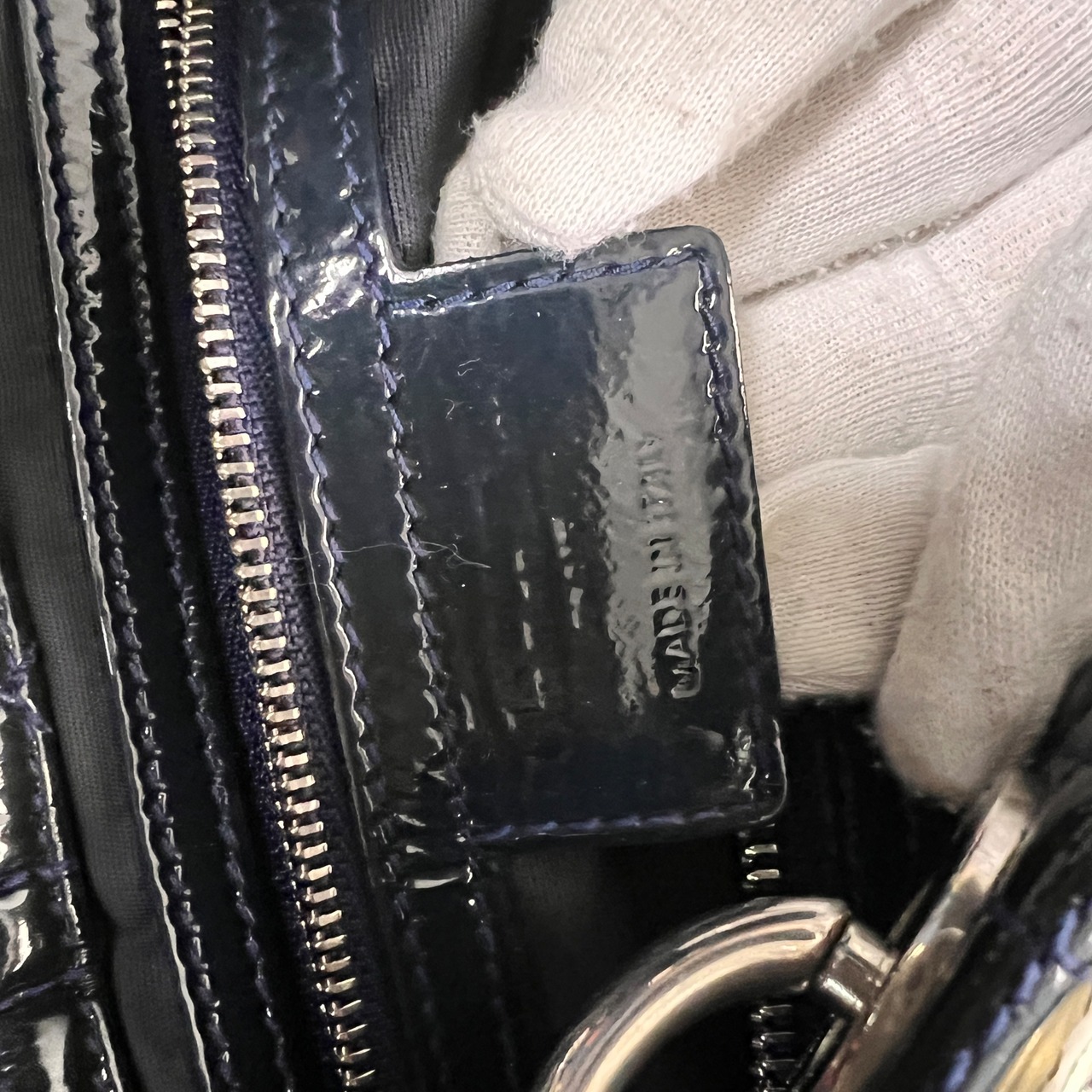 Christian Dior ディオール  カナージュ  エナメル／パテントレザー ハンドバッグ ブラック A-12423