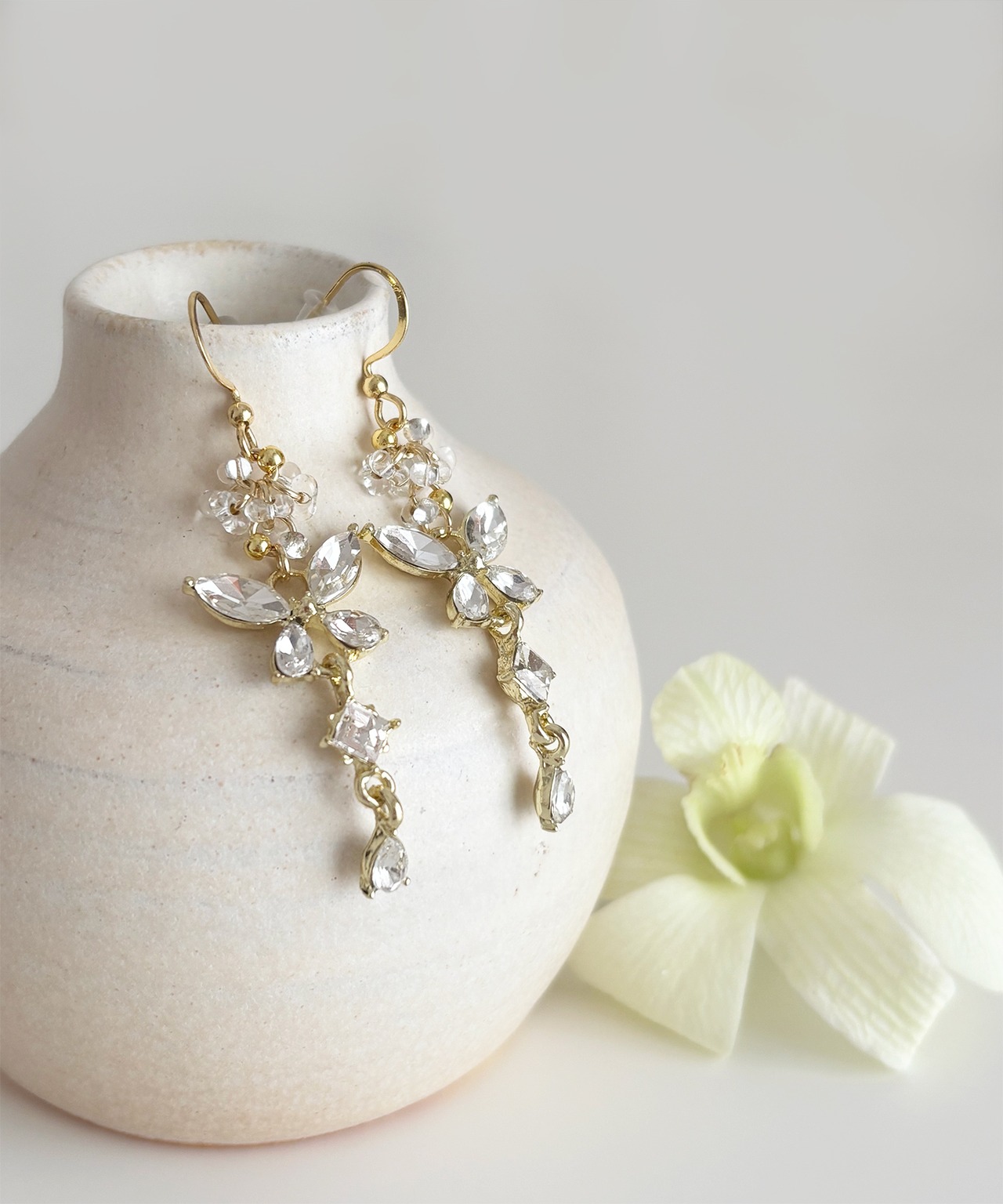 S I U R | butterfly tiera earring / pierce