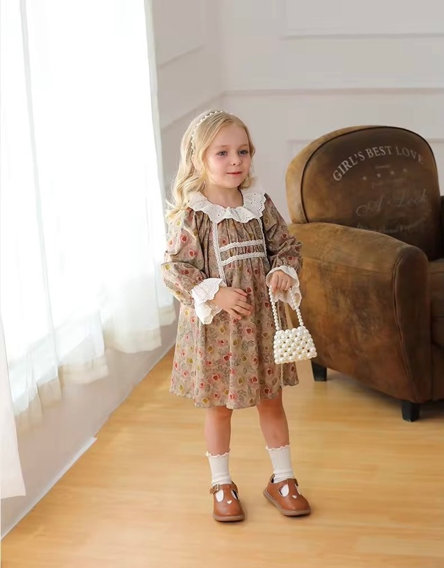 【取寄】レースたっぷりの明るめヴィンテージワンピース