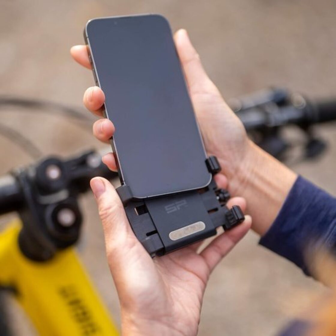 新品》 エスピーコネクト SP Connect SP Connect SPC+ ユニバーサル 