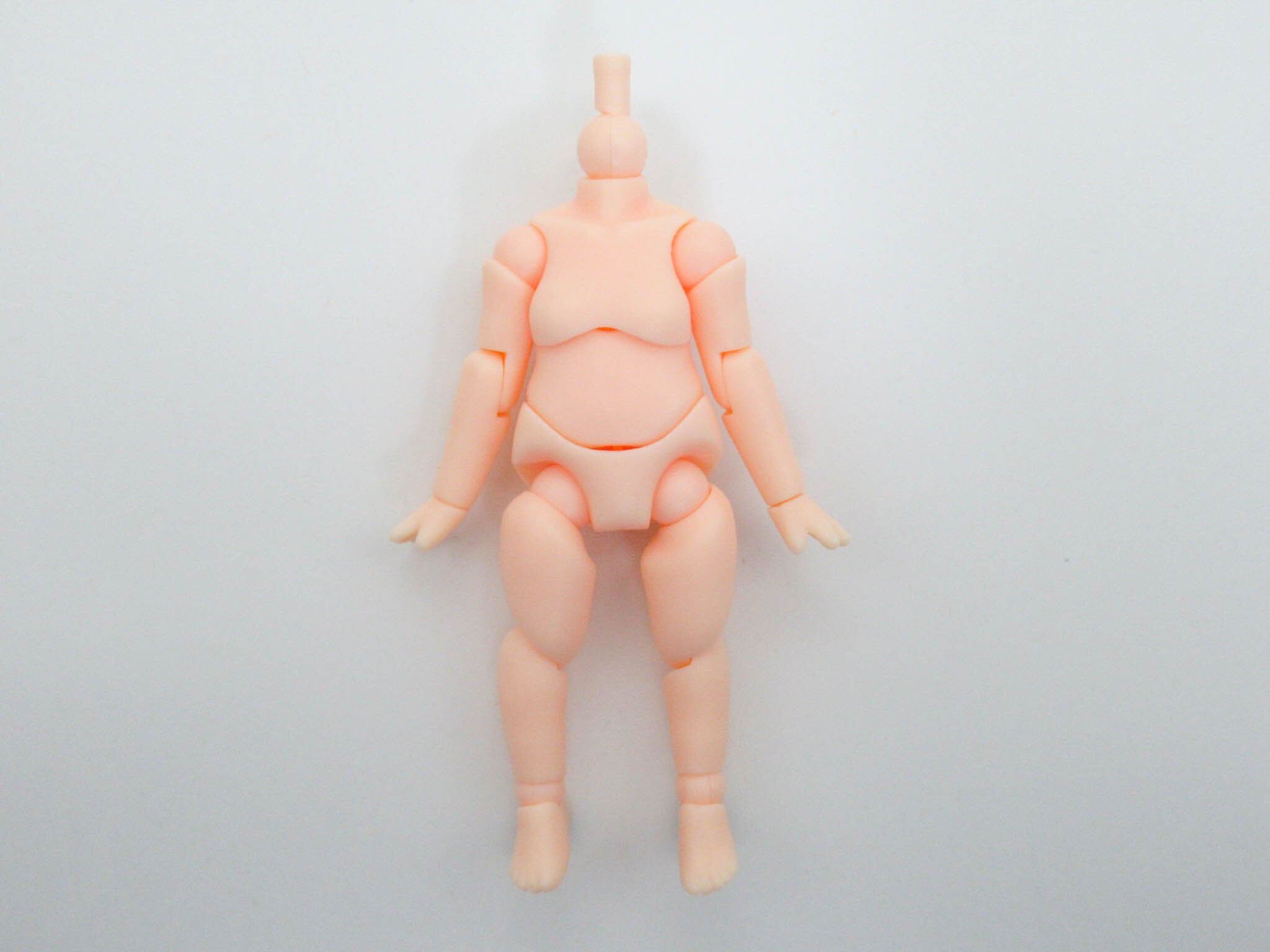 再入荷 ねんどろいどどーる archetype Girl [almond milk] 素体