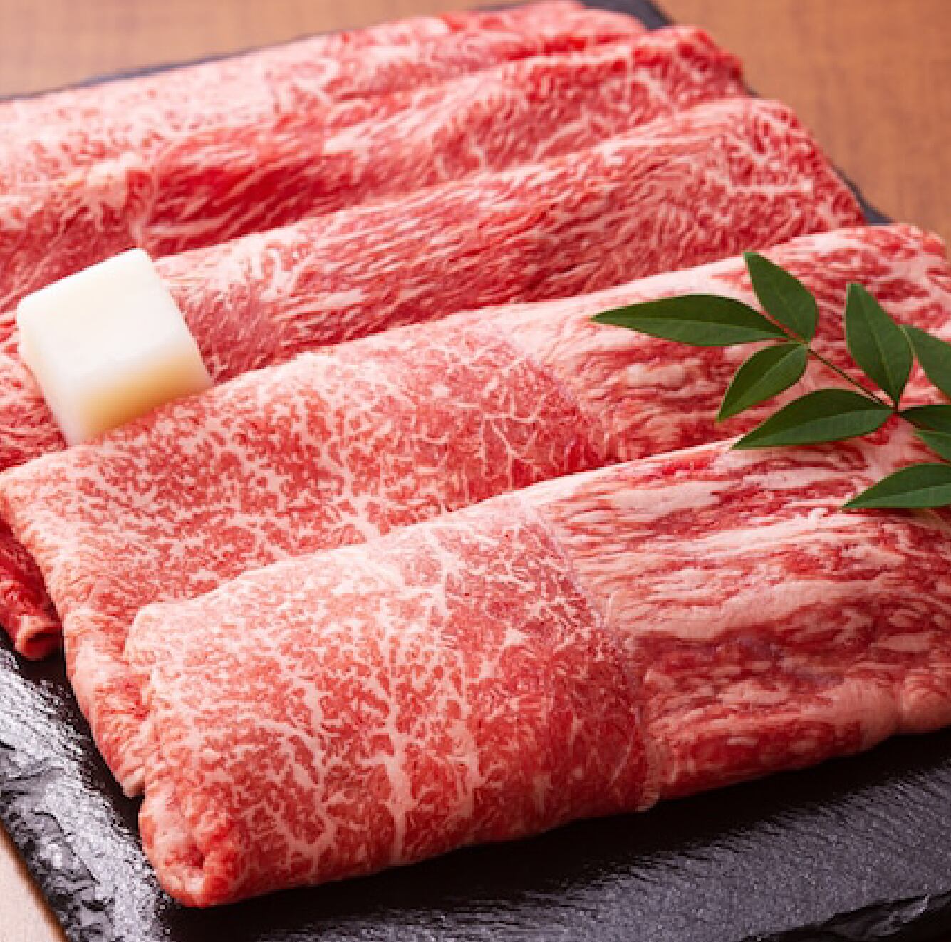 《送料無料》特選! 黒毛和牛 赤身霜降りしゃぶしゃぶすきやき用/九州産