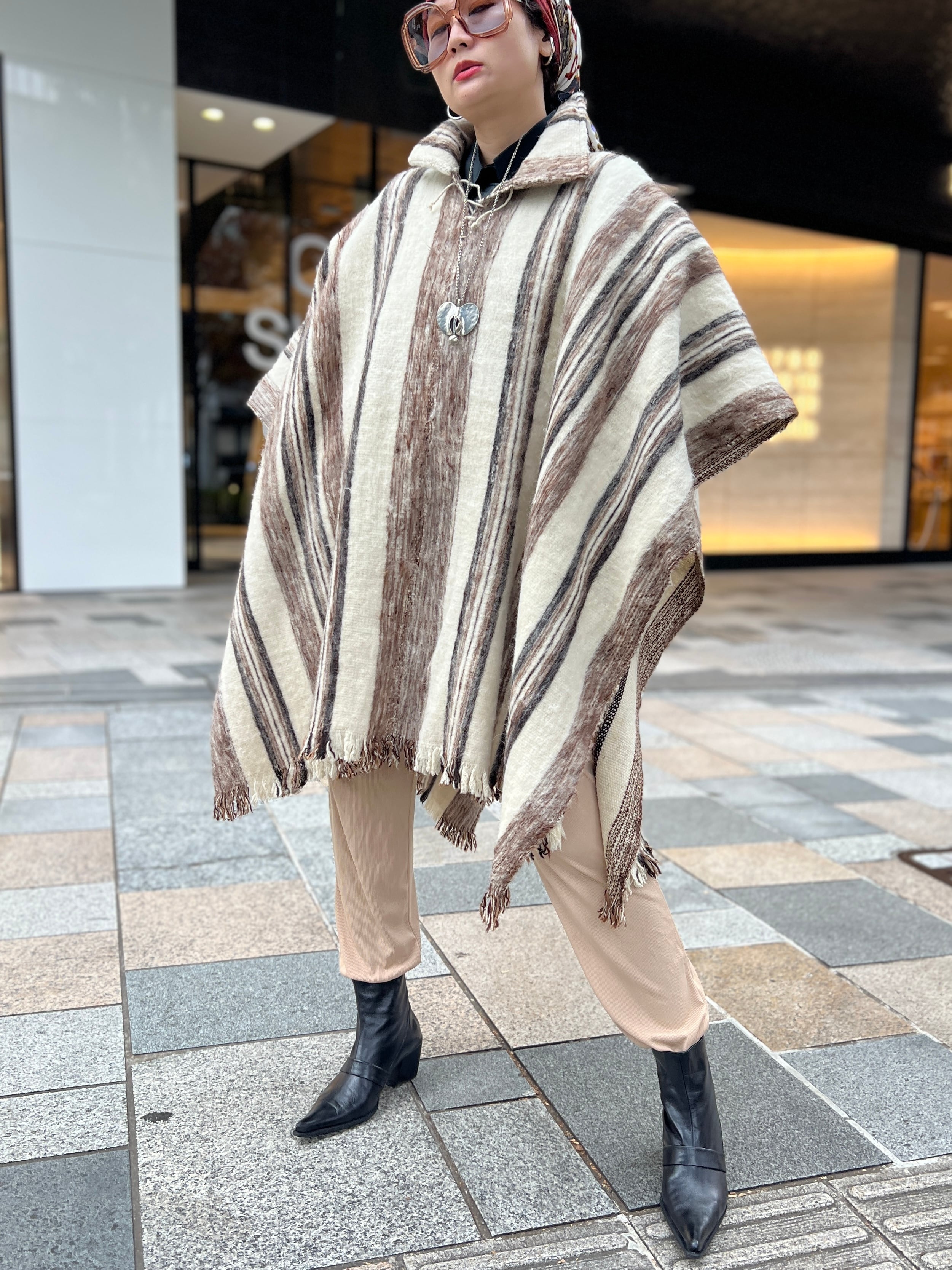 Vintage white × brown × black mohair wool poncho ( ヴィンテージ ホワイト × ブラウン × ブラック ポンチョ )