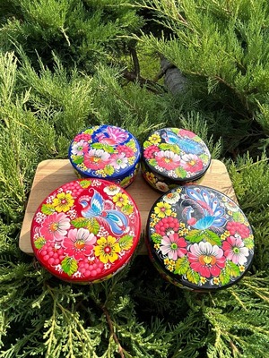 ペトリキウカ塗り　木製ジュエリーボックス（ホメンコ作）ウクライナ製